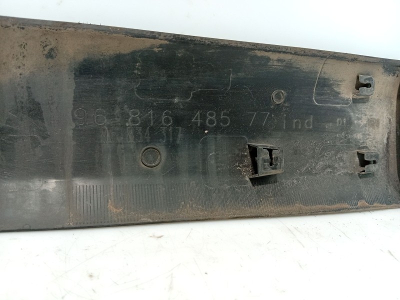 Recambio de moldura para peugeot partner furgoneta/monovolumen 1.6 hdi / bluehdi 75 referencia OEM IAM   