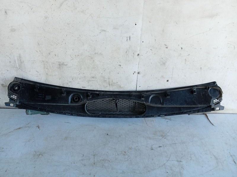 Recambio de moldura para peugeot partner furgoneta/monovolumen 1.6 hdi / bluehdi 75 referencia OEM IAM   