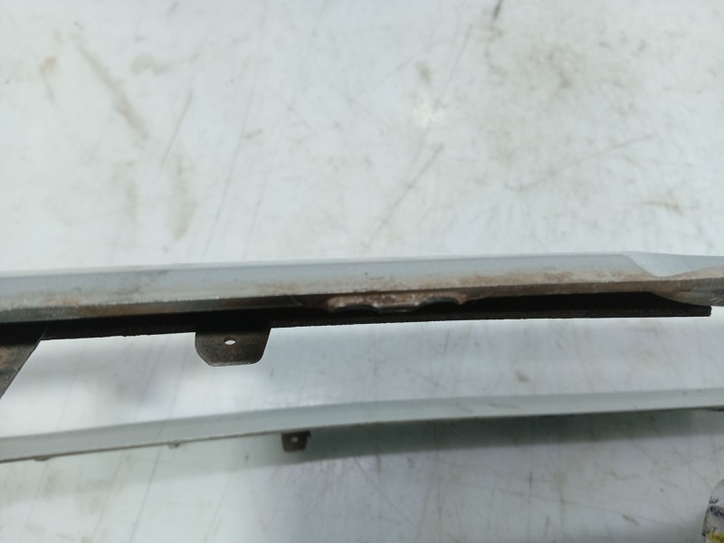 Recambio de moldura para peugeot partner furgoneta/monovolumen 1.6 hdi / bluehdi 75 referencia OEM IAM   