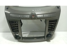 Recambio de moldura para ssangyong rodius i 2.7 xdi referencia OEM IAM    2