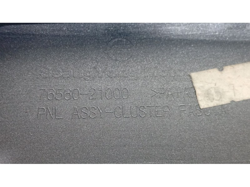 Recambio de moldura para ssangyong rodius i 2.7 xdi referencia OEM IAM   