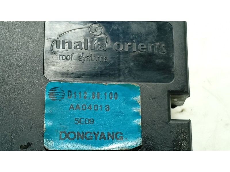 Recambio de motor techo electrico para ssangyong rodius i 2.7 xdi referencia OEM IAM   