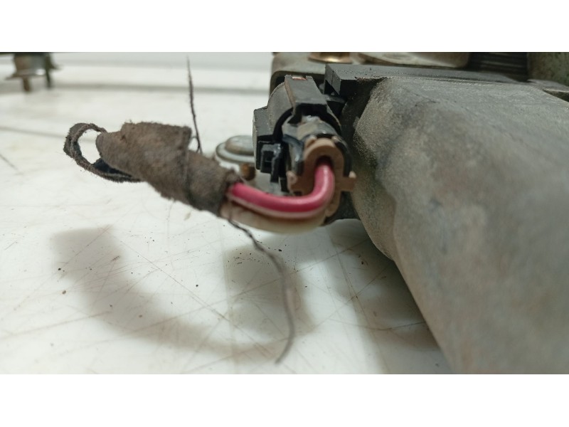 Recambio de elevalunas trasero izquierdo para ssangyong rodius i 2.7 xdi referencia OEM IAM 7333021001  