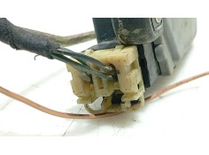 Recambio de cerradura maletero / porton para ssangyong rodius i 2.7 xdi referencia OEM IAM 8837021102   2