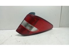 Recambio de piloto trasero derecho para ssangyong rodius i 2.7 xdi referencia OEM IAM 8360221304  