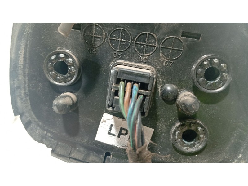 Recambio de retrovisor izquierdo para ssangyong rodius i 2.7 xdi referencia OEM IAM   