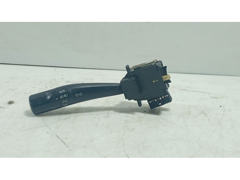Recambio de mando intermitentes para ssangyong rodius i 2.7 xdi referencia OEM IAM   