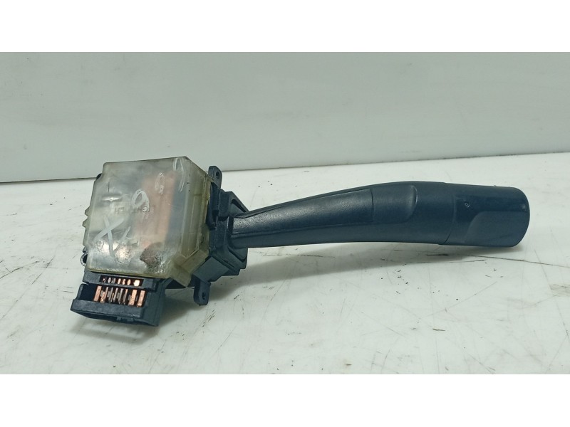 Recambio de mando intermitentes para ssangyong rodius i 2.7 xdi referencia OEM IAM   