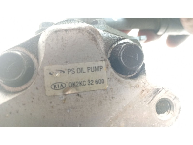 Recambio de bomba direccion para kia carens i monospace (fc, fj) 2.0 crdi referencia OEM IAM   