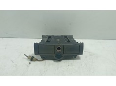 Recambio de posavasos para ssangyong rodius i 2.7 xdi referencia OEM IAM   