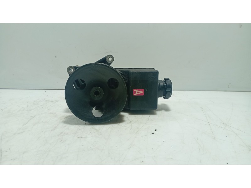Recambio de bomba direccion para ssangyong rodius i 2.7 xdi referencia OEM IAM   