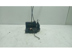 Recambio de cerradura puerta trasera izquierda para ssangyong rodius i 2.7 xdi referencia OEM IAM 7131021004  