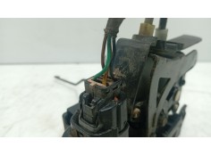 Recambio de cerradura puerta delantera izquierda para ssangyong rodius i 2.7 xdi referencia OEM IAM 7121021024   2