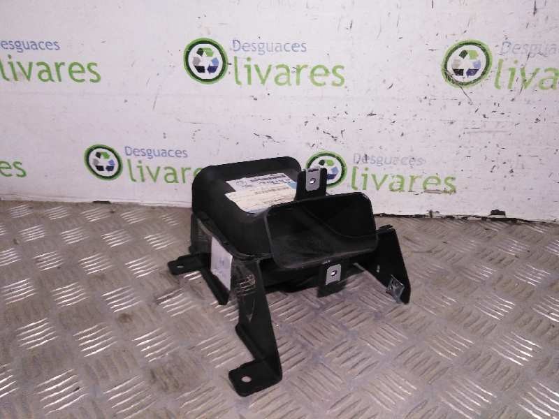 Recambio de no identificado para  referencia OEM IAM 5177203964 CONDUCTO AIRE MOTOR 