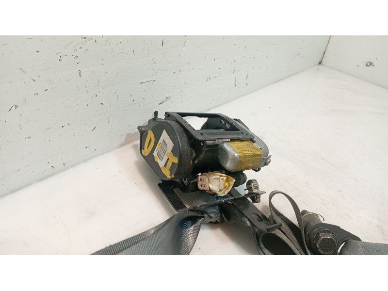 Recambio de cinturon seguridad delantero izquierdo para kia carens i monospace (fc, fj) 2.0 crdi referencia OEM IAM 0K2FA5769044