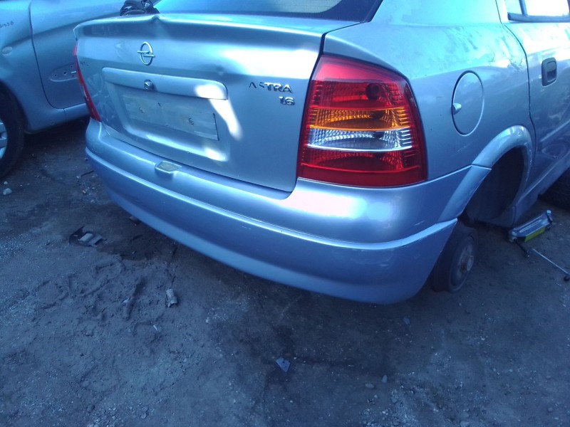 Recambio de paragolpes trasero para opel astra g berlina referencia OEM IAM   
