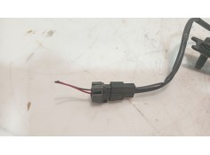 Recambio de anclaje cinturon delantero izquierdo para kia carens i monospace (fc, fj) 2.0 crdi referencia OEM IAM    2