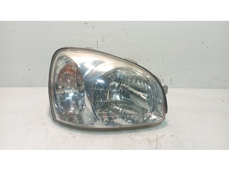 Recambio de faro derecho para hyundai santa fé i (sm) 2.0 crdi referencia OEM IAM   