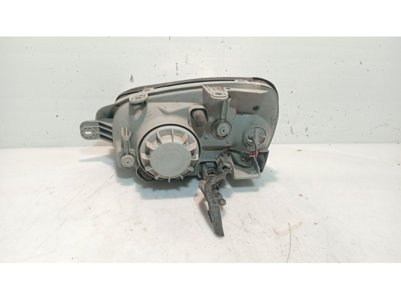 Recambio de faro derecho para hyundai santa fé i (sm) 2.0 crdi referencia OEM IAM   