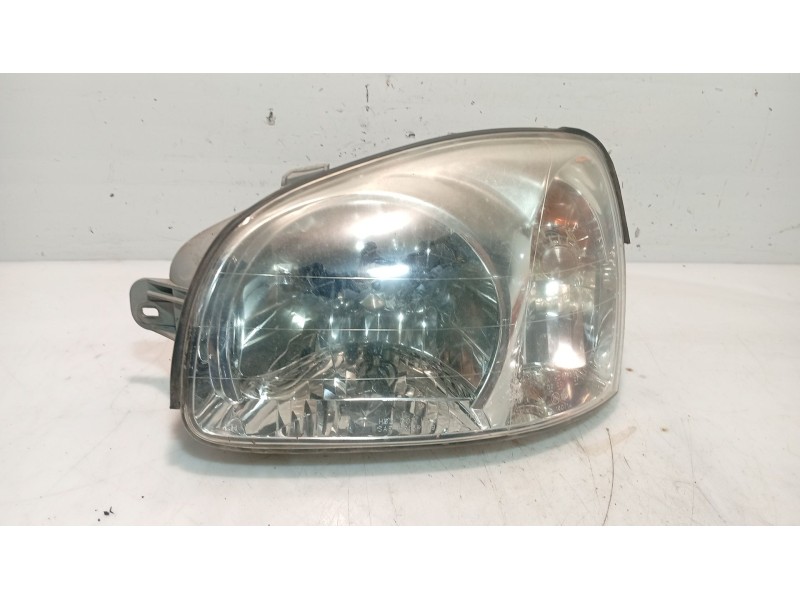 Recambio de faro izquierdo para hyundai santa fé i (sm) 2.0 crdi referencia OEM IAM   