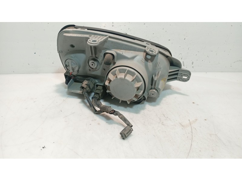 Recambio de faro izquierdo para hyundai santa fé i (sm) 2.0 crdi referencia OEM IAM   