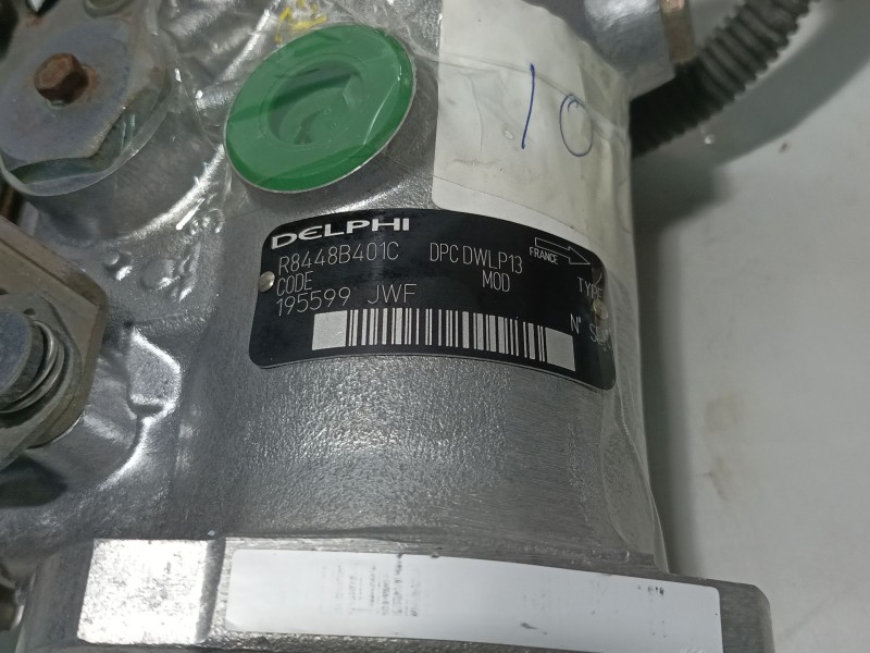 Recambio de bomba inyeccion para citroën berlingo referencia OEM IAM 1920AT R8448B401C 195599 JWF
