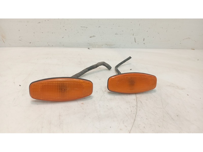 Recambio de piloto lateral izquierdo para hyundai santa fé i (sm) 2.0 crdi referencia OEM IAM   
