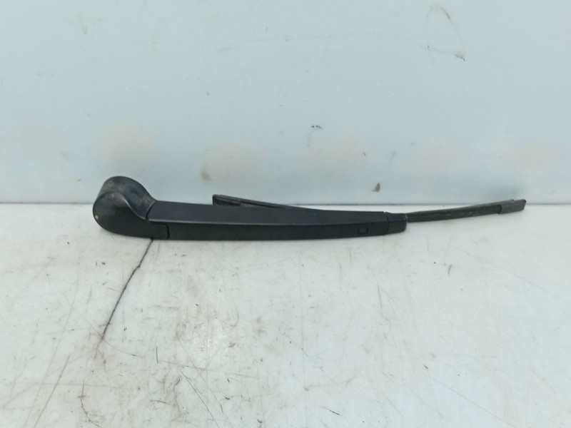 Recambio de brazo limpia trasero para volkswagen polo v (6r1, 6c1) 1.0 referencia OEM IAM 6R6955707B  