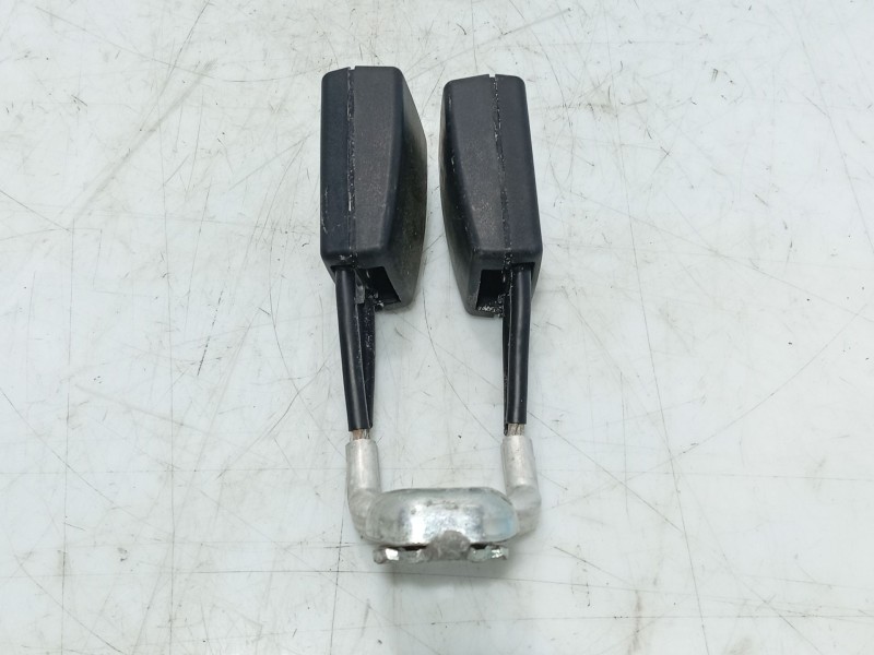 Recambio de anclaje cinturon trasero izquierdo para volkswagen polo v (6r1, 6c1) 1.0 referencia OEM IAM   