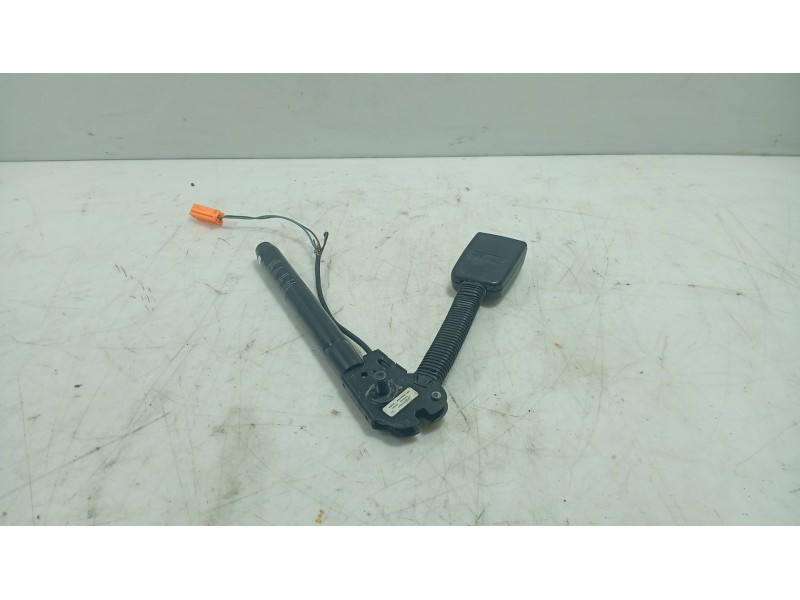 Recambio de anclaje cinturon delantero izquierdo para ford fusion (ju_) 1.4 tdci referencia OEM IAM   
