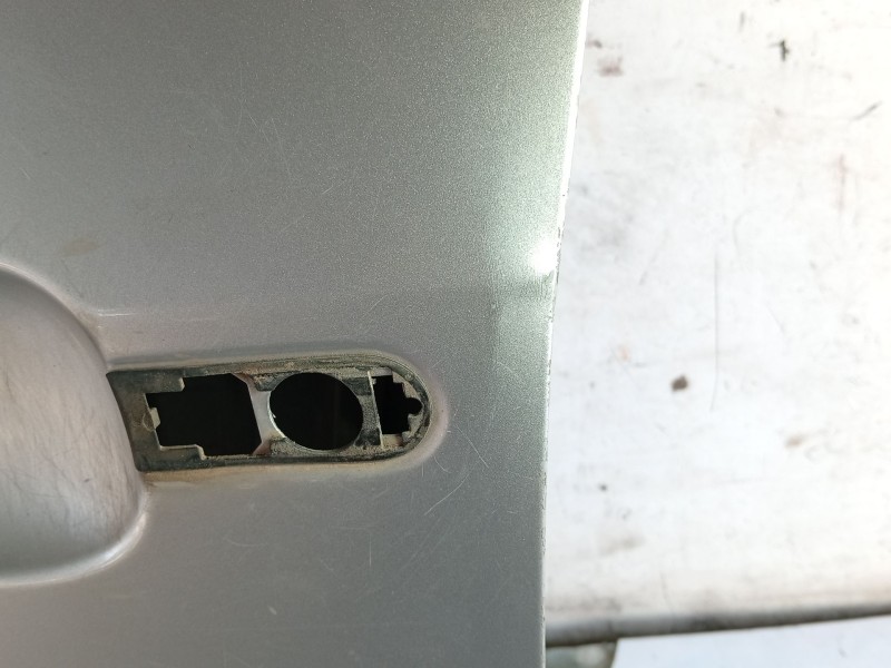 Recambio de puerta delantera izquierda para ford fusion (ju_) 1.4 referencia OEM IAM 1692551  