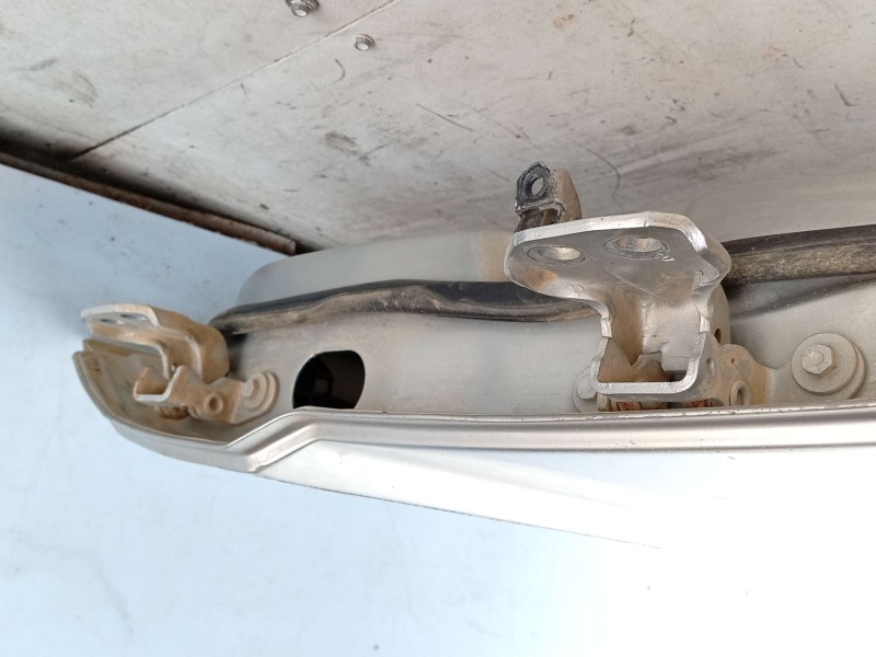 Recambio de puerta trasera izquierda para ford fusion (ju_) 1.4 referencia OEM IAM 1692558  
