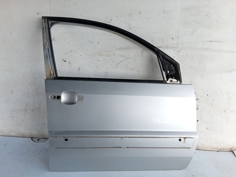 Recambio de puerta delantera derecha para ford fusion (ju_) 1.4 referencia OEM IAM 1692547  