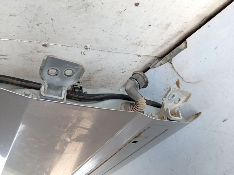 Recambio de puerta delantera derecha para ford fusion (ju_) 1.4 referencia OEM IAM 1692547  