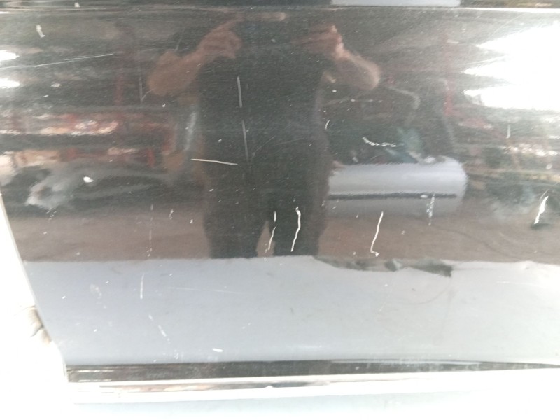 Recambio de puerta trasera izquierda para ssangyong rodius i 2.7 xdi referencia OEM IAM 6300321101  