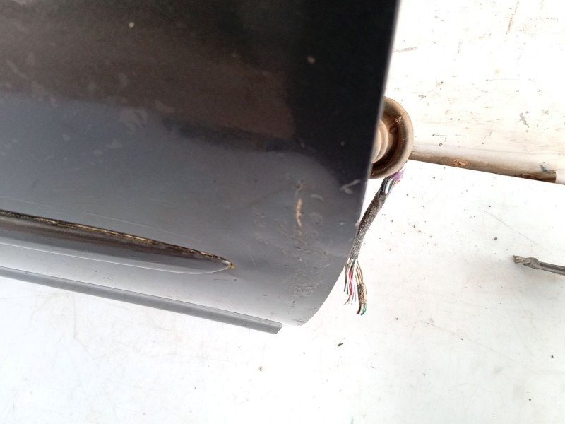Recambio de puerta delantera derecha para lexus rx 400h referencia OEM IAM   