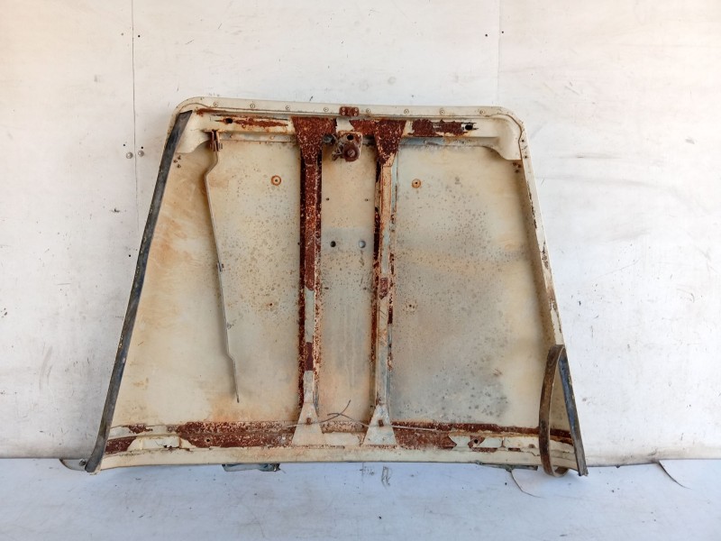 Recambio de capot para land rover 88 diesel referencia OEM IAM   