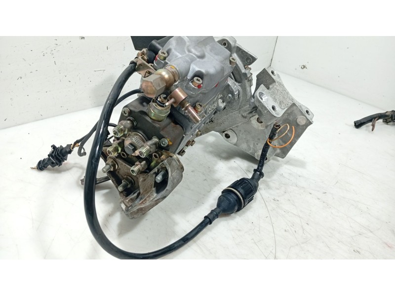 Recambio de bomba inyeccion para renault kangoo (kc0/1_) 1.9 dti (kc0u) referencia OEM IAM 7711134865  