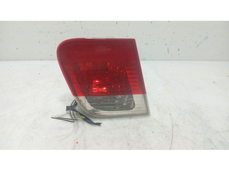 Recambio de piloto trasero izquierdo interior para bmw 3 (e46) 325 i referencia OEM IAM 63218364923  