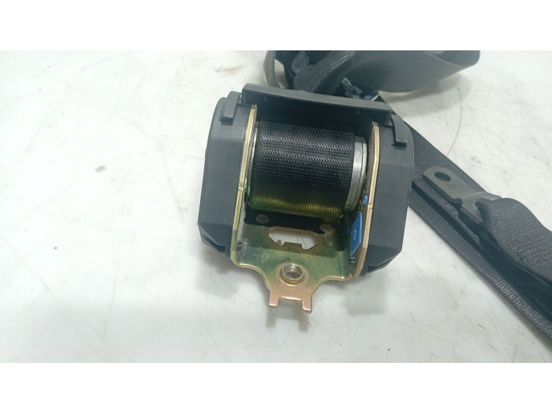 Recambio de cinturon seguridad delantero derecho para bmw 3 (e46) 325 i referencia OEM IAM 72118207956  