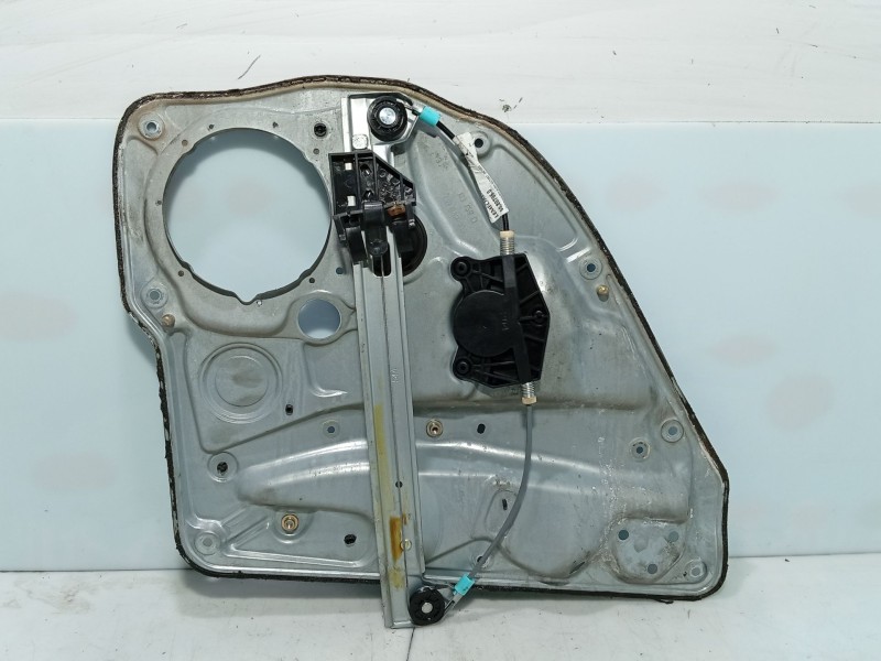 Recambio de elevalunas trasero derecho para volkswagen golf iv (1j1) 1.9 tdi referencia OEM IAM 1J4839730  