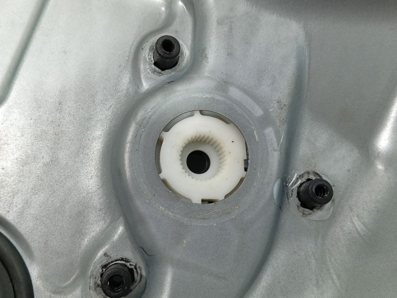 Recambio de elevalunas trasero derecho para volkswagen golf iv (1j1) 1.9 tdi referencia OEM IAM 1J4839730  