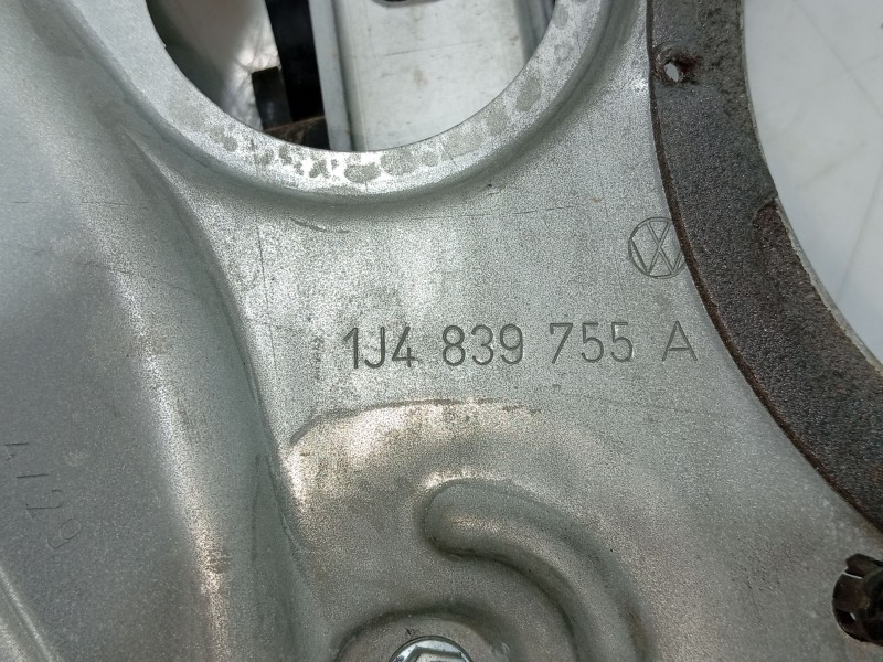 Recambio de elevalunas trasero izquierdo para volkswagen golf iv (1j1) 1.9 tdi referencia OEM IAM 1J4839729  