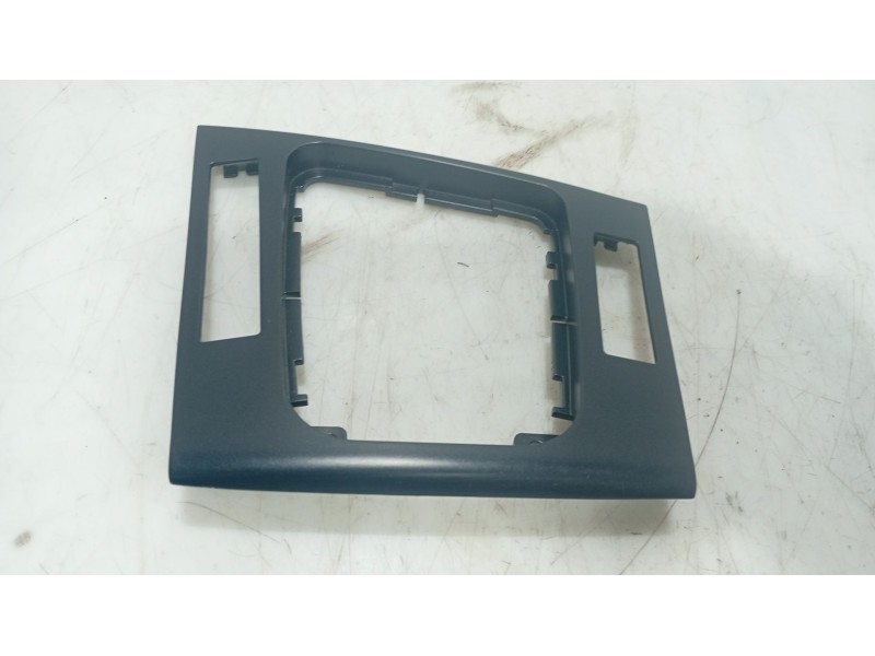 Recambio de moldura para bmw 3 (e46) 325 i referencia OEM IAM   