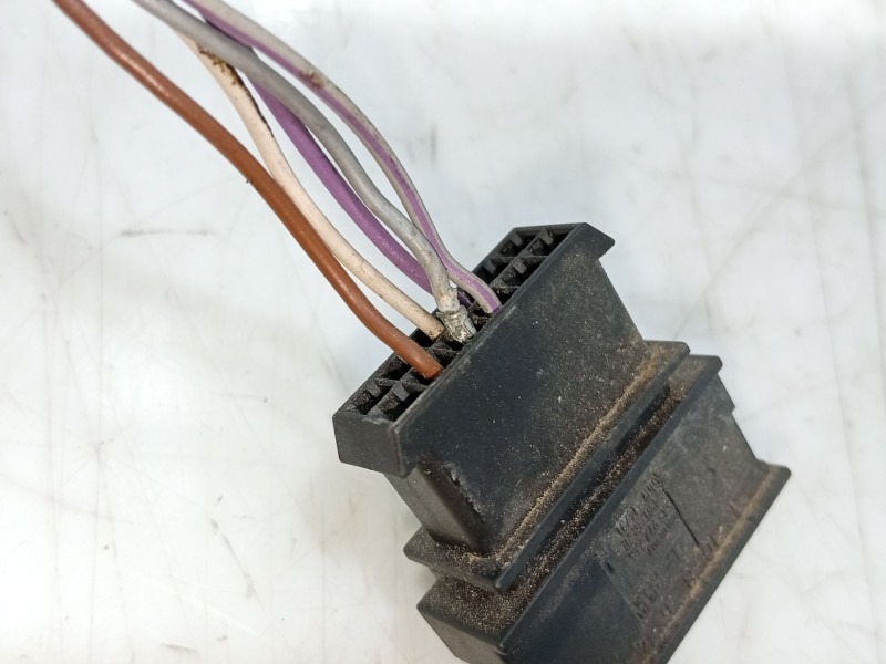 Recambio de retrovisor derecho para volkswagen golf iv (1j1) 1.9 tdi referencia OEM IAM   