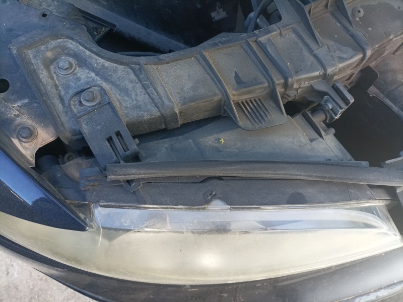 Recambio de faro derecho para bmw 1 (e87) 116 d referencia OEM IAM 63126924486  