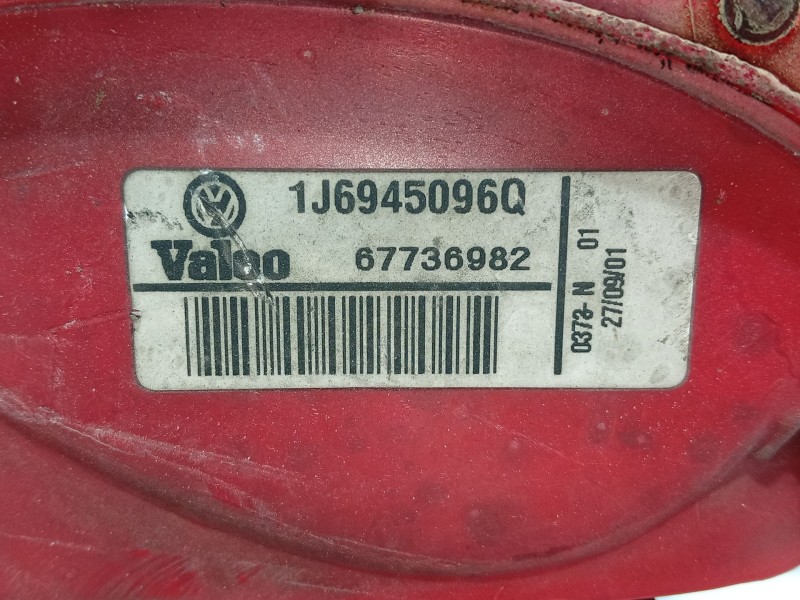 Recambio de piloto trasero derecho para volkswagen golf iv (1j1) 1.9 tdi referencia OEM IAM 1J6945095S  
