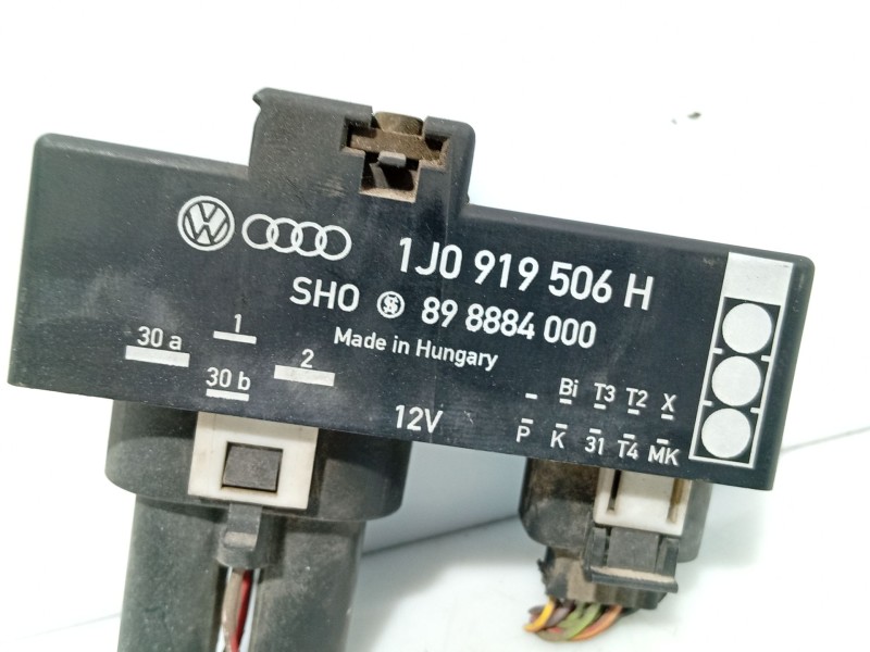 Recambio de caja precalentamiento para volkswagen golf iv (1j1) 1.9 tdi referencia OEM IAM   