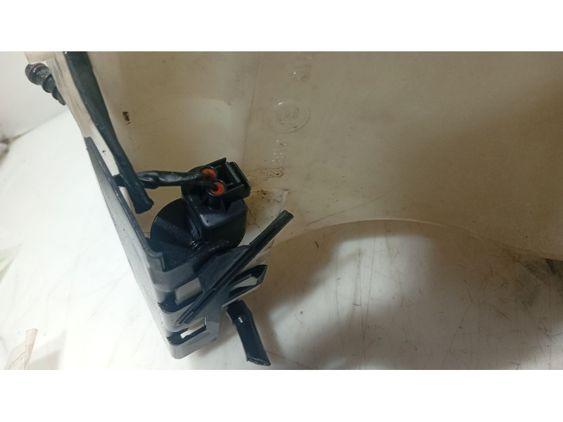 Recambio de deposito limpia para bmw 3 (e46) 325 i referencia OEM IAM 61677008057  