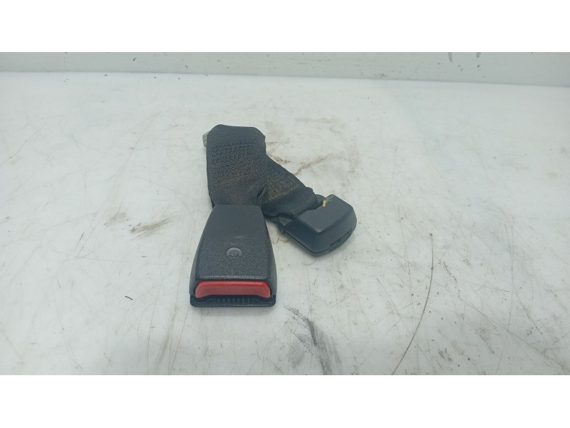 Recambio de anclaje cinturon trasero izquierdo para bmw 3 (e46) 325 i referencia OEM IAM   